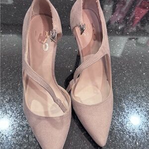 Women's Beige Heels